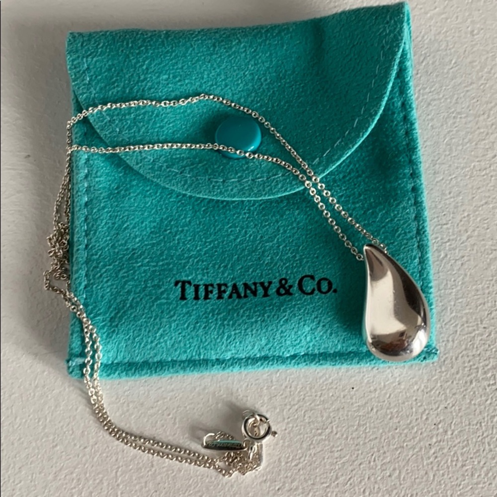 *final sale!* Tiffany & Co Teardrop necklace